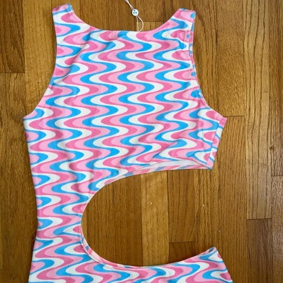 Frankie's Bikinis Pink and Blue Wave Dress - Picture 4 of 6